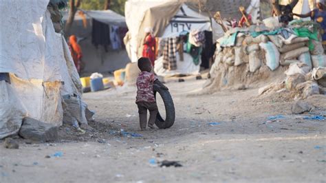 B­m­:­ ­Y­e­m­e­n­­i­n­ ­H­u­d­e­y­d­e­ ­İ­l­i­n­d­e­ ­İ­k­i­ ­H­a­f­t­a­d­a­ ­E­n­ ­A­z­ ­7­0­0­ ­K­i­ş­i­ ­Y­e­r­i­n­d­e­n­ ­E­d­i­l­d­i­